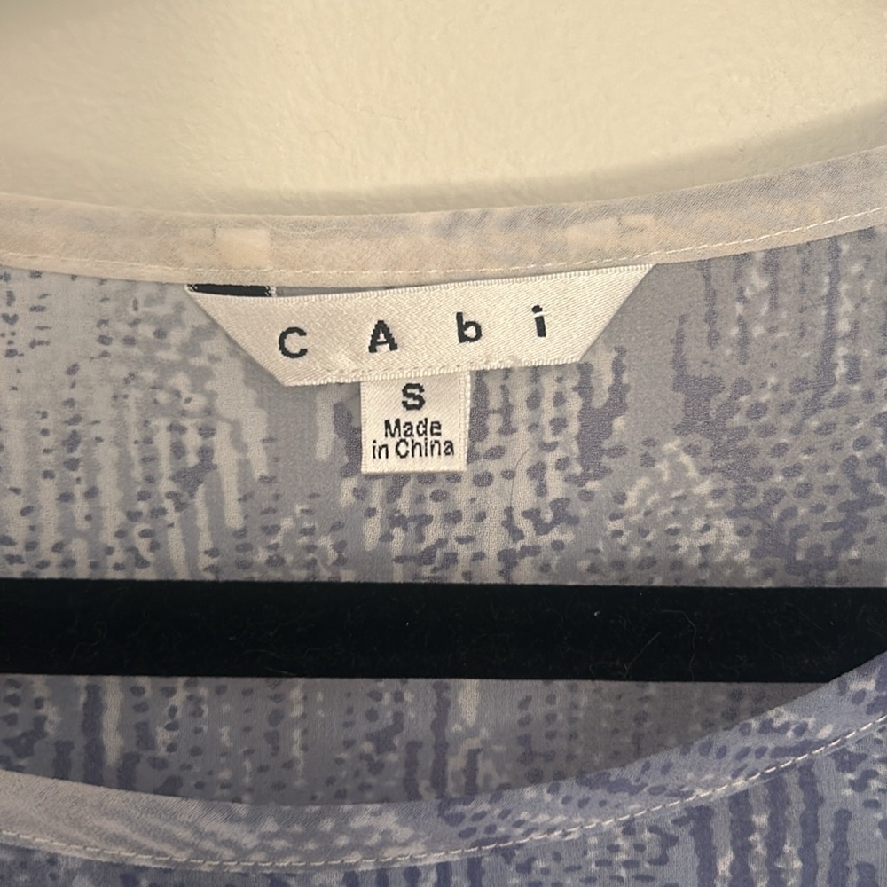 Cabi Style 781 Gauzy Chiffon Blue Fade Out Oversized Blouse size Small - Picture 5 of 8